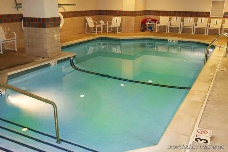 Hampton Inn & Suites Arlington Crystal City DCA - 17