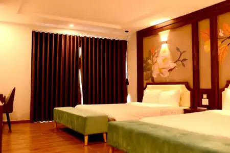 Jade Scene - 2