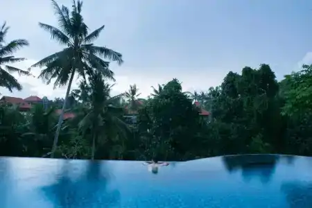 Tirta Arum - 26