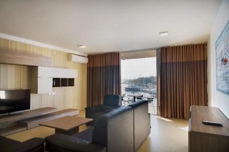 Blubay Apartments by ST - 35