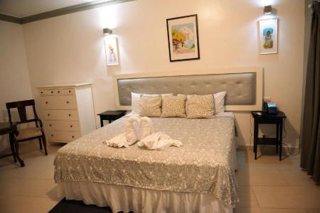 Batey Boutique - 1