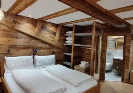 Ringstrasse - One Bedroom No.17 - 27