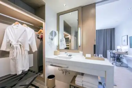 Holiday Inn & Suites Rayong City Centre by IHG - 51