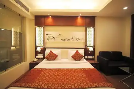 Golden Grand - 77