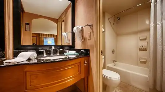 Best Western Plus Las Brisas - 30