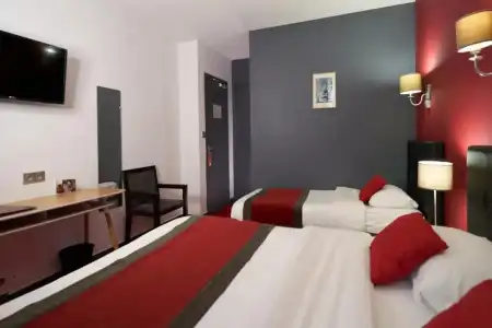Logis Hôtel du Théâtre - 33