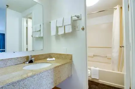 Motel 6 Atlanta, Ga - 60