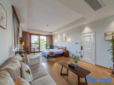 East Tai Lake Grand - 100