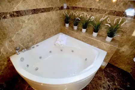 Truemars & Suites - 35