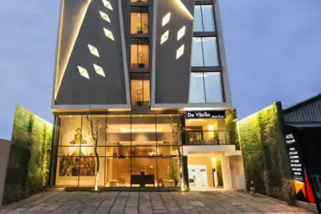 Yellow Star Ambarukmo - 0