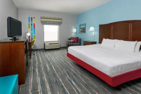 Hampton Inn & Suites Winston-Salem/University Area, NC - 56