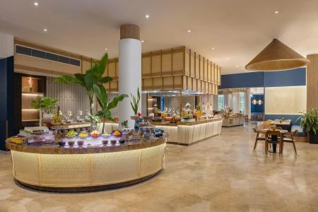 Melia Danang Beach Resort - 31