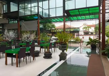 Green View Village Resort - 25