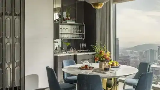 Four Seasons At Centre - 148