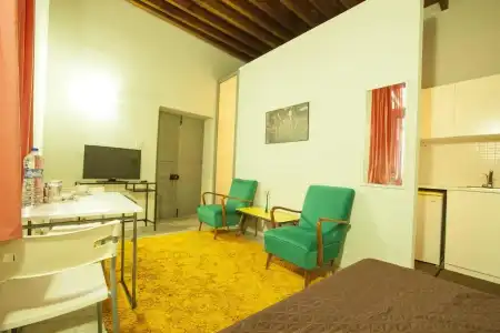 St. Lazaros House - 8