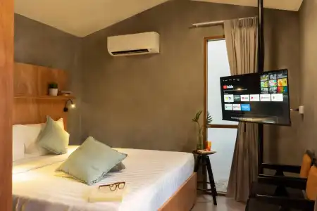 Escape Beach Resort - 2