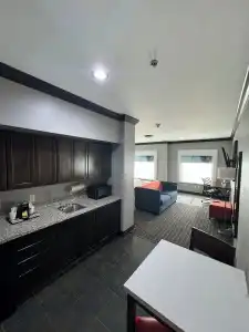 Hawthorn Suites by Wyndham Lubbock - 50