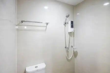 Royale 8 Ville Guest House - 9