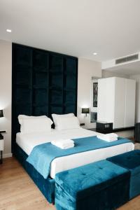 Blue Sky - 204