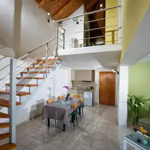Mary & Mary Royal Suites - 39