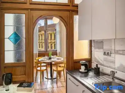 Art House Apartments by Adrez Living - 32