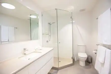 Saltwater Luxury Apartments - 8