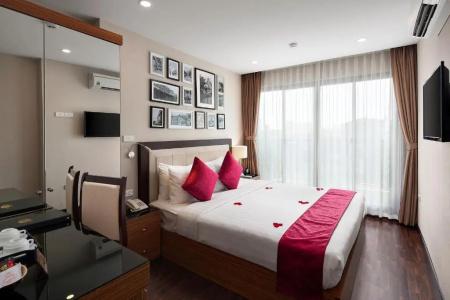Golden Moon Suite - 75