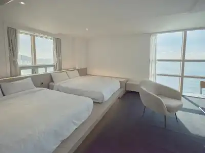 UH Suite The Haendae - 24