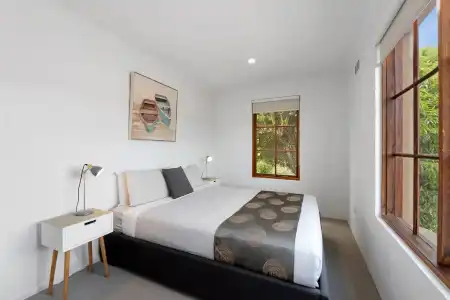 Hideaway on George - 3