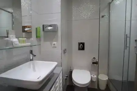 Golden Tulip Cannes de Paris - 53