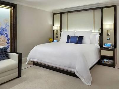 The Peninsula Chicago - 20