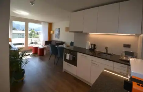 HOP Apartments & Suites - 84