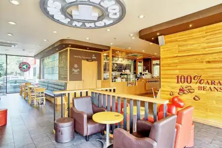 Easy Planet Pattaya - 1