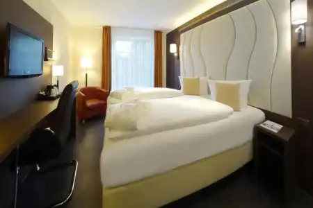 PLAZA INN Schmöker-Hof - 56