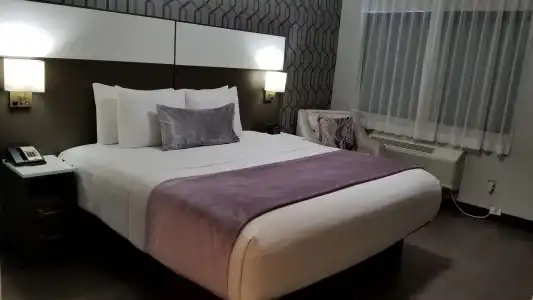 Sunset West, SureStay Collection by Best Western - 44