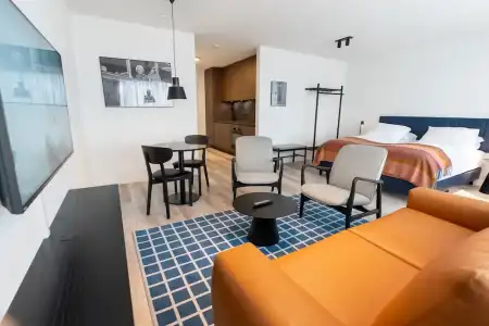 Hlemmur Suites - 132