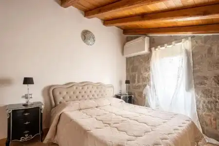 Medieval House - 28