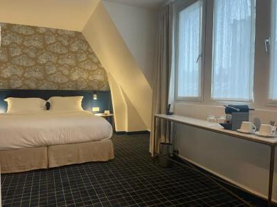 Hôtel Pergolèse Paris Champs Elysées - 92