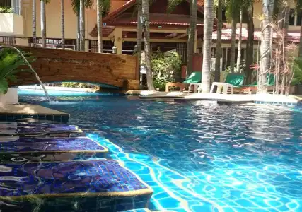 Baumanburi Patong - 24