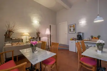 B&B Home in - 6