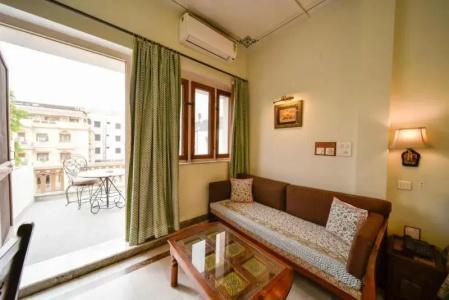 Arya Niwas - 108