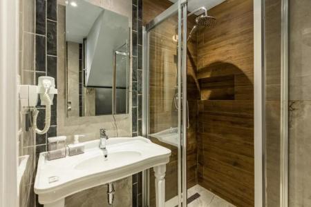 Seraglio & Suites - 128