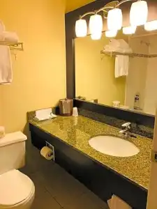 Anchor Inn And Suites - 37