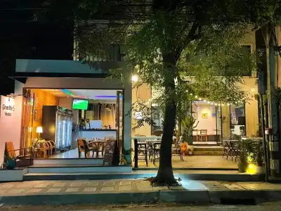 Give Me 5 Hostel - 15