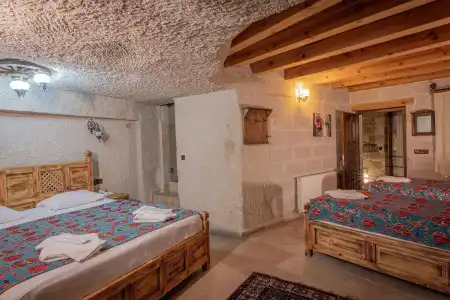 Zeus Cave Suites - 10