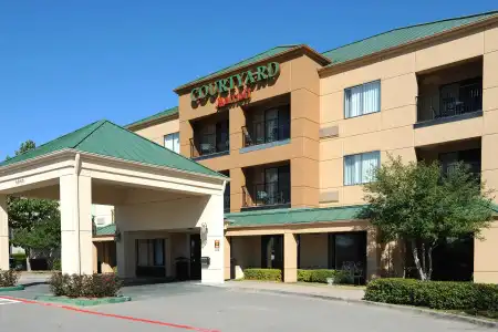 Courtyard by Marriott Dallas Plano in Legacy Park - 0