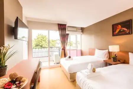 Baron Residence Bangkok - 48