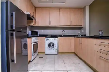 Parkside Suites Apartment - 42