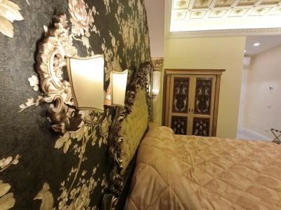Impero Vaticano Suites Guest House - 91
