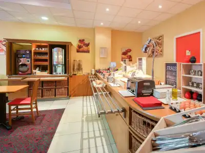 Ibis Pau Centre - 23